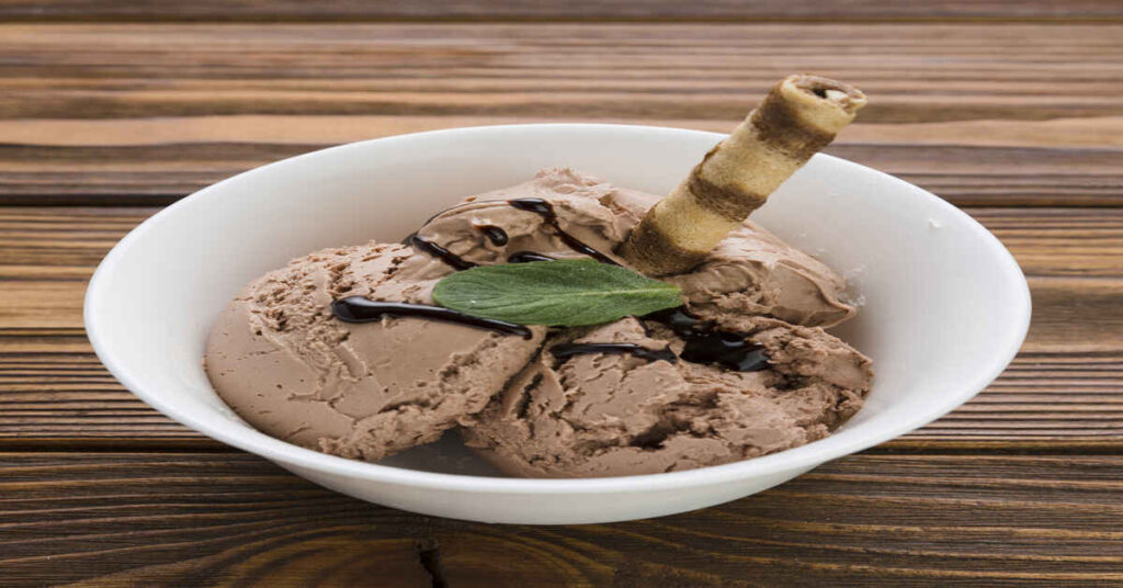 Easy Chocolate Malt Ice Cream Recipe 